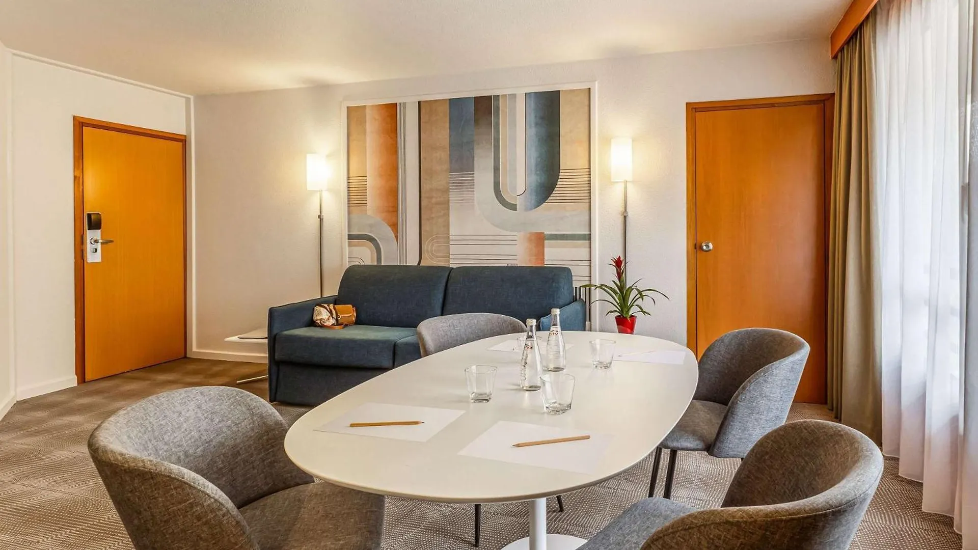Novotel Lille Centre Gares 4*,  France